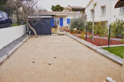 Image de Charming 1-bedroom apartment with Ac, WiFi in pleasant La Seyne-sur-Mer