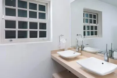 Image de New: Mullins Bay 1 - Sea Views