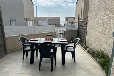 Image de Maison 2 pièces mezzanine, 5 couchages, St Pierre la Mer.