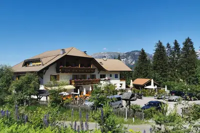 Image de Hotel ***, in the vicinity of the Rosengarten and Lake Carezza. Fabulous cuisine