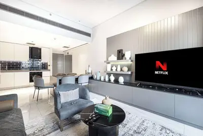 Image de Elegant 2-Bedroom Escape at Meg 318, Business Bay