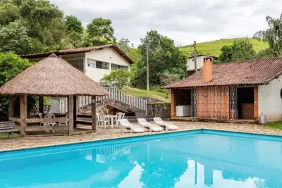 Image de 7 bedroom farm, up to 20 people or more, Vassouras Rj. Pets allowed, Sítio Malabaku