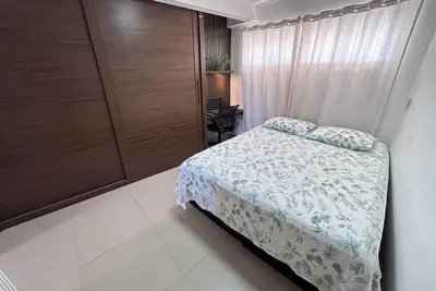 Beachfront flat with views of Praia do Meio