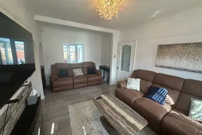 Image de Appartement-Salle de bain privée séparée-Famille-Vue sur Jardin