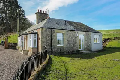 Image de Charming, newly-renovated 3 bedroom cottage in the heart of the Perthshire countryside.