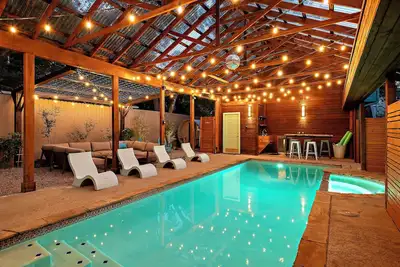 Image de Haven de Luz: A Tranquil Retreat ~ Pool|Spa|Sauna