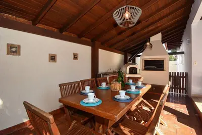 Elegante Casa com Piscina - João Paulo - Cen005