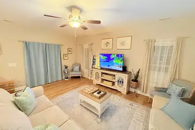 Image de 5mins to Downtown Swansboro-King Bed-Wd-600Mbps