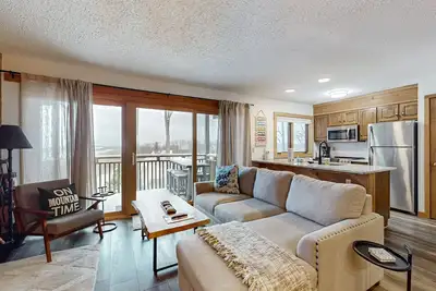 Cozy Condo in Shanty Creek Resort, near Skiing, Snowmobiling, Golf, Lakes & More