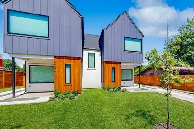 Image de Charming townhouse with W/D and enclosed backyard