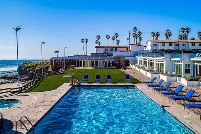 Image de Beach-view dog-friendly villa with private patio, outdoor pool, streaming, Ac
