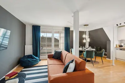 Image de Maremar - Maisonette at Holzmarkt - luxury boxspring - workplace - loggia