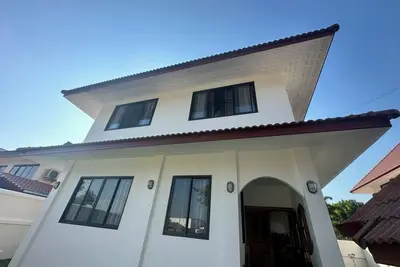 Image de Big 5-bed/5 bath House w/Cable Internet & Pool Access in World Club near Airport