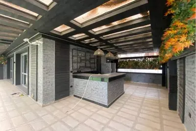 Image de Luxury Apt. with Private Garden | Central Location