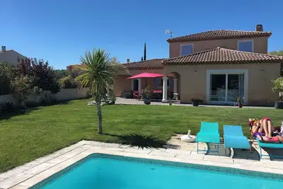 Image de Loue Maison avec piscine 8 personnes
