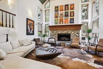 Image de Spacious 4-Br Family Retreat with Hot Tub in the heart of Animas Valley!