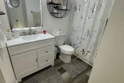 Image de Remodeled \n2bed 1 bath Apartment unit