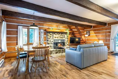 Image de Chalet du Sous-Bois By My Tremblant Location