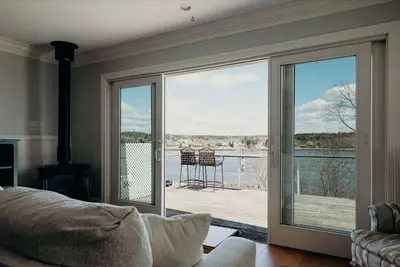 The Eleanor - Maine Charm and Comfort on the Coast