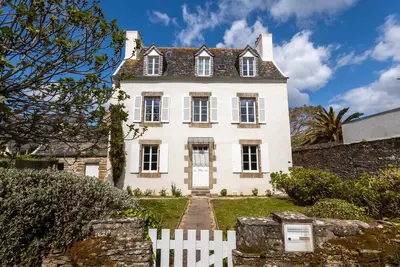 Image de Maison de vacances 'Au Cœur De Locquirec' avec terrasse privée, jardin privé et Wi-Fi