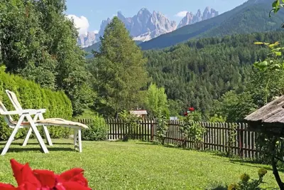 Image de Chambre 'Veltierhof 6' avec vue sur les montagnes, terrasse privée et Wi-Fi