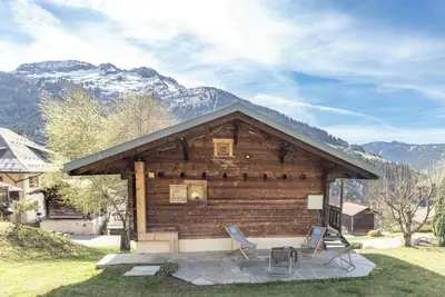 Image de Chalet \"Bel Andain\" avec vue sur la montagne, terrasse privée et jardin privé