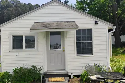 #3 Mallard Cottage  (located 3rd down drive)