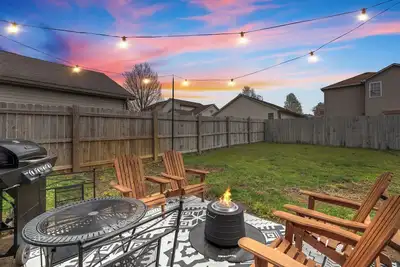 Spacious King Suite | Game Room | Patio | Firepit