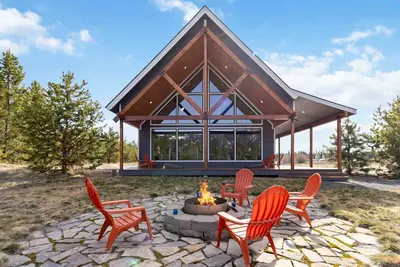 Image de New! Fam Cabin w/ Ac, Fire Pit & Outdoor Games! | 10 min to Tamarack Resort & 5 min to Boat Launch