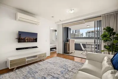 Image de South Brisbane 2br Apt with Gym & Sauna Access