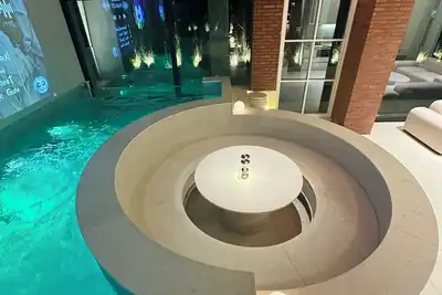 Image de Romantic Luxury Penthouse in Trendy Hongdae with Private Rooftop Pool