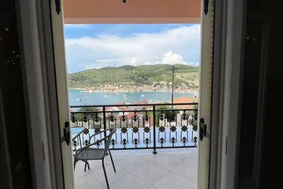 Image de 3-bedroom house in charming Ithaki with Ac, WiFi. Live the Greek dream