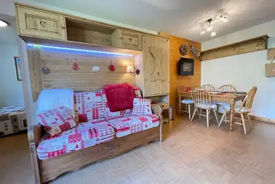 Appartement 2 chambres au pied des pistes avec piscine intérieure
