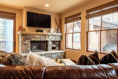 SkiView Townhome 1c- New Listing! Close to Downtown & Pet Friendly