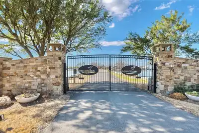 Image de Nautical Lake View Cottage on Enchanted Isles Island, Cedar Creek Lake, Texas
