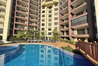 Image de New 4 star apartment in prime location (2025), Just a few steps away from Bars, Restaurants, Shoppin. . .