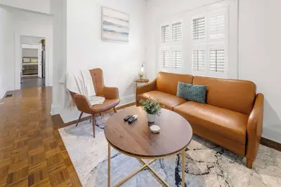 Image de The Market Apts by Nest and Bloom - <br>Suite 1 (331)