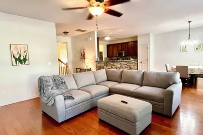 Image de Spacious and comfortable 4-bed/3bath house in charming Newnan Ga