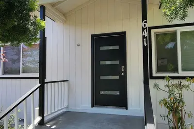Image de Marvelous 2br house in Monterey-Walk to Aquarium, Cannery Row and Pacific Grove