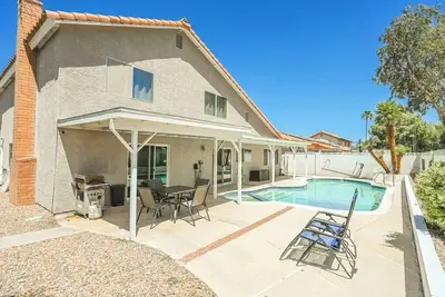 Image de Spacious Henderson Hidden Gem!