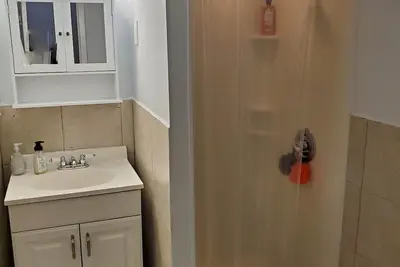 Image de Cozy, Charming and Private Guest House Near Jfk, Lirr, Nyc!