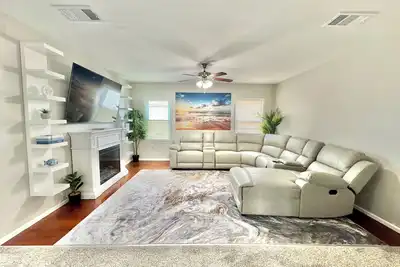 Image de Beautiful 3 Bedroom, 1 Bath, 2nd Floor, 2 blocks from Ocean Gate Beach