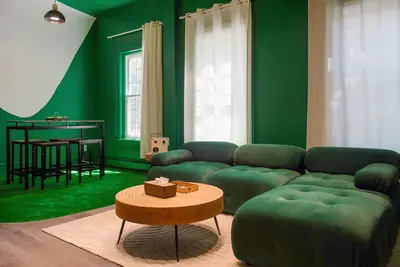 Image de Downtown Sustainable Garden House\\Garden & Patio\\Free Netflix4k