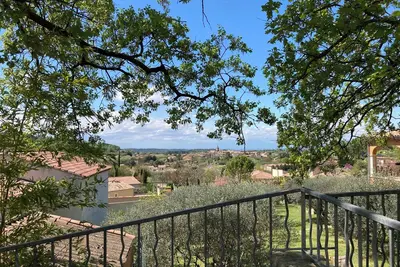 Image de Maison de campagne dans village provençale proche Mont Ventoux