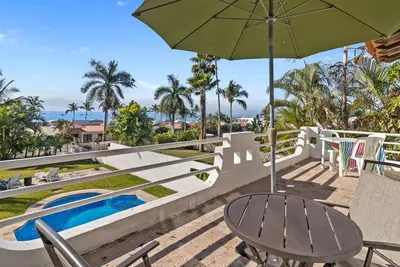 Image de Puntilla: 3br Villa w/ Private Pool + Beach Access