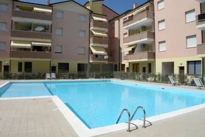 Image de Appartement avec piscine près de la plage