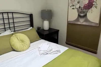 Image de Central Location, Cozy, and Well-Equipped