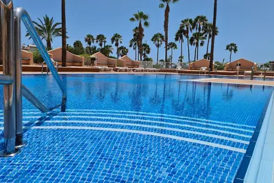 Image de Appartement Acapulco, 190 mètres de la mer, vue sur mer, piscine, lave-vaisselle