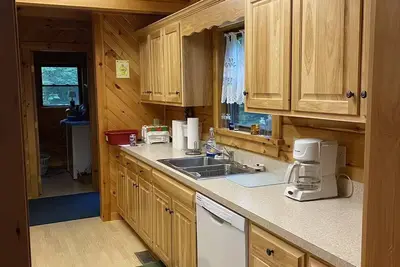 Image de Beautiful Rustic Cabin - Psu Football - State Parks - Sleeps 6 to 8