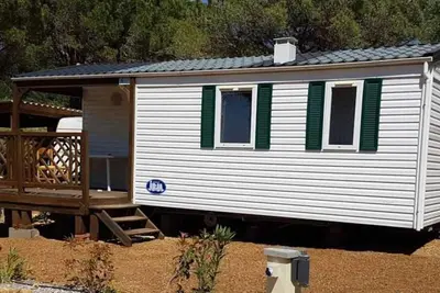 Image de Camping 3 étoiles - Piscine  - ccbaheg
